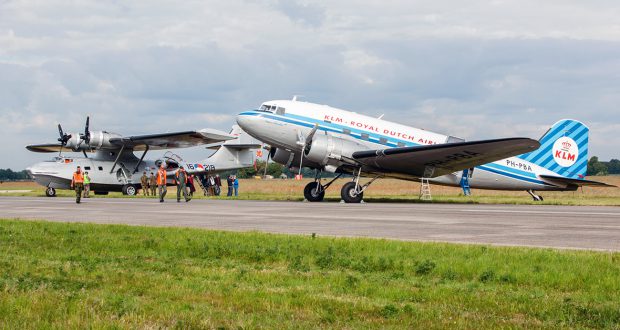 McDonnel Douglas DC-3 en Consolidated PBY-5A Catalina