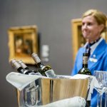 Meesterwerken Rijksmuseum op KLM World Business Class wijnflessen
